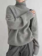 Lola Stylish Cashmere Turtleneck Sweater for Fall