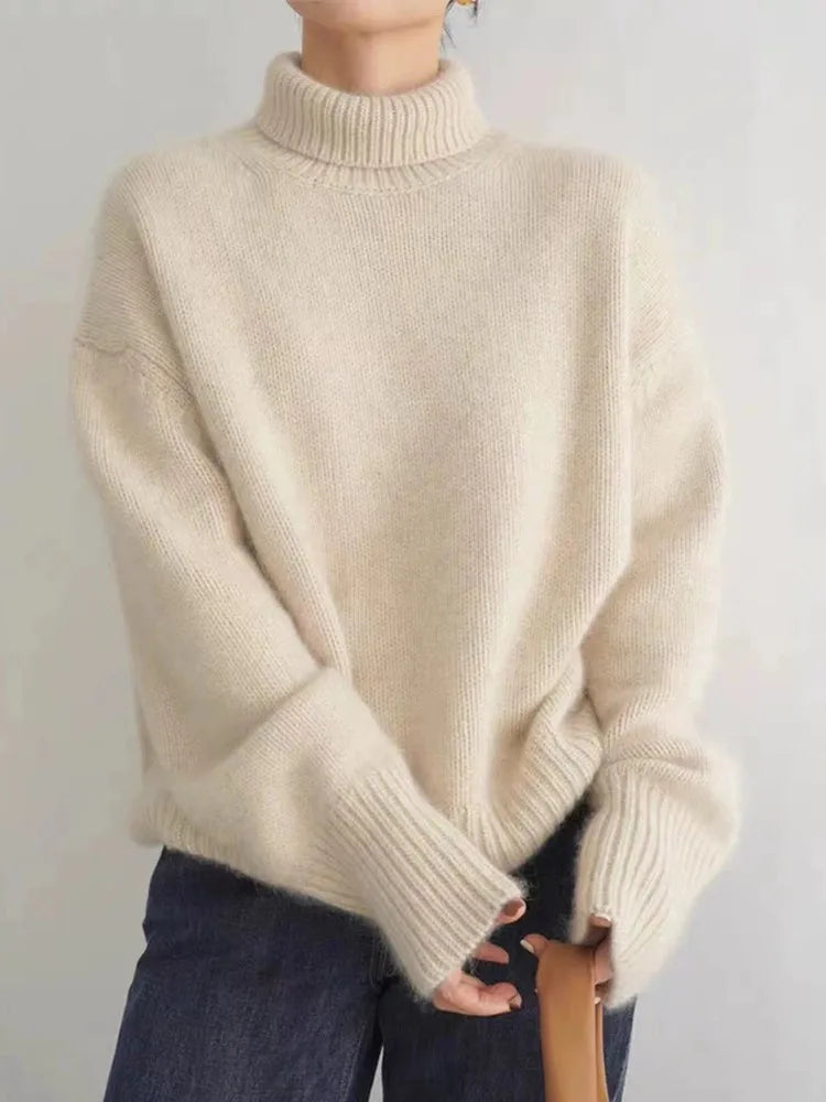 Lola Stylish Cashmere Turtleneck Sweater for Fall