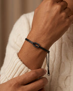 Monaco Women's Love Knot Chain Bracelet