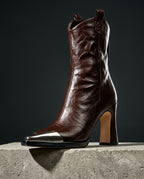 Grayson Women's Metal Cap Toe Lather Boots